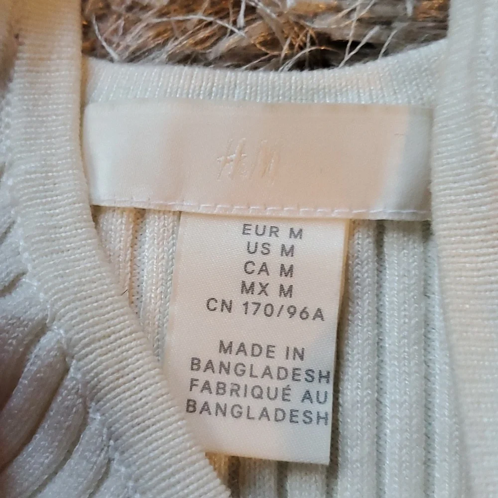 H&M Ribbed halter top - Picture 4 of 7